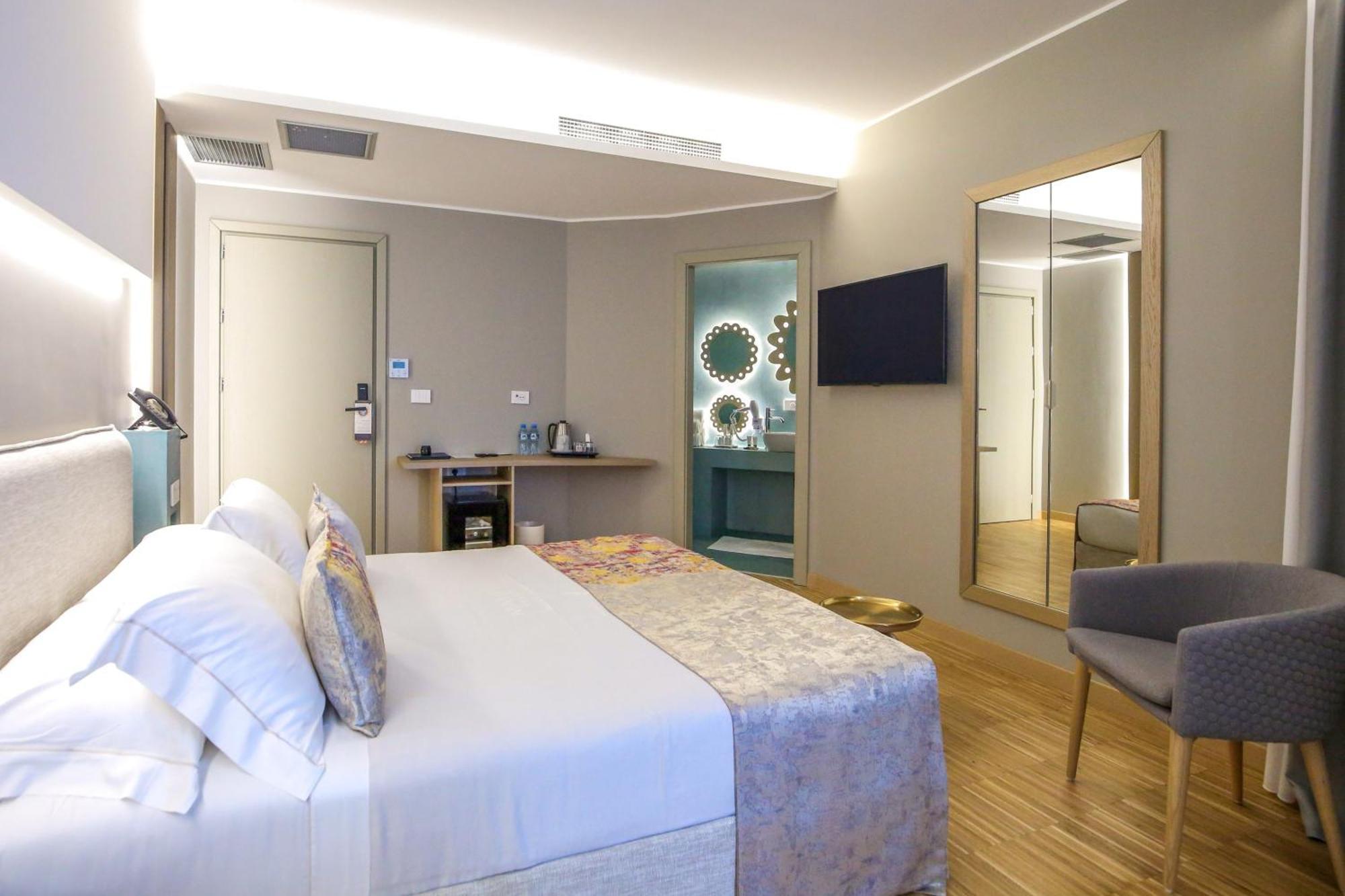 Hotel Vlora Priam, Affiliated By Melia Ngoại thất bức ảnh