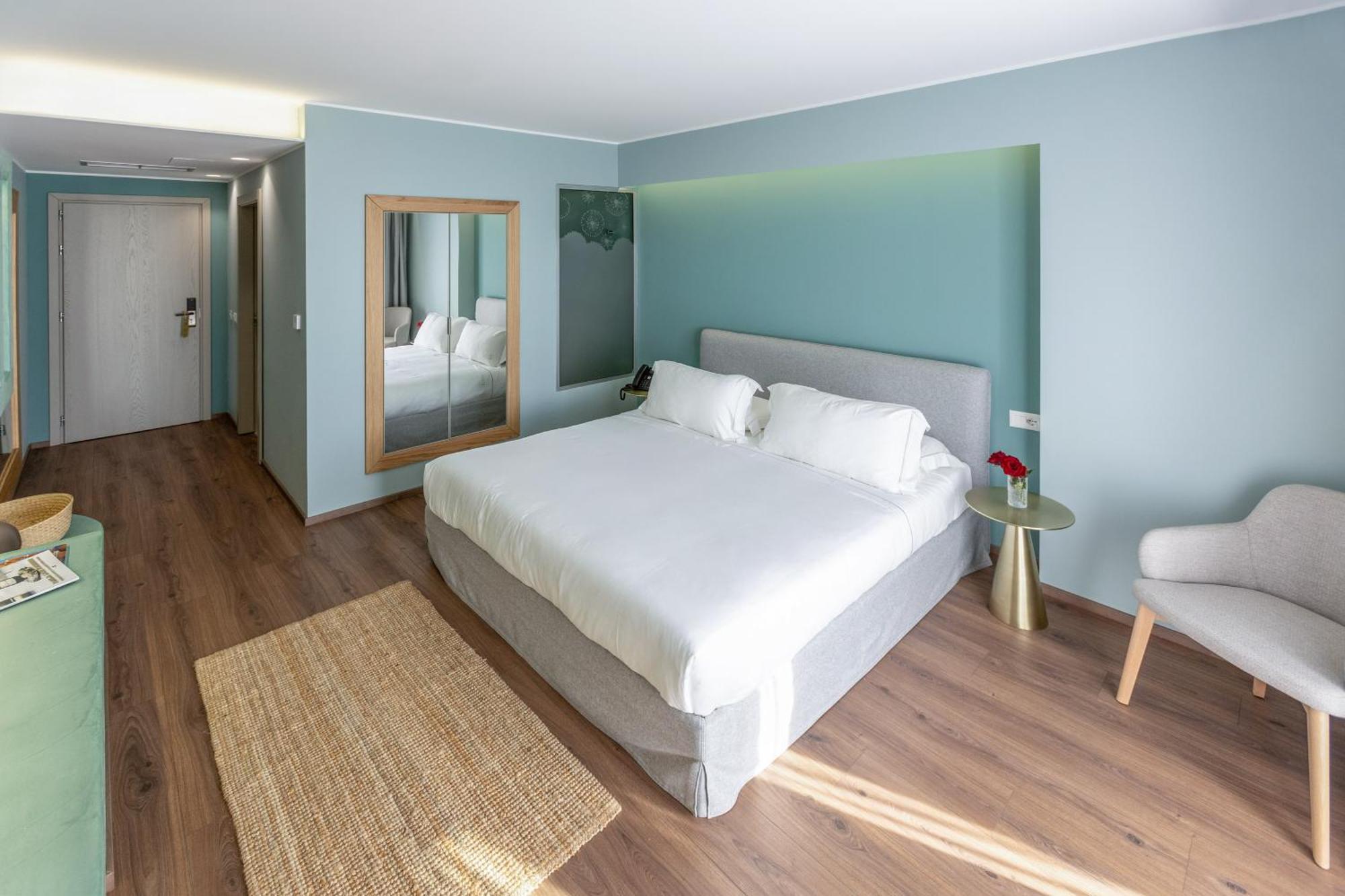 Hotel Vlora Priam, Affiliated By Melia Ngoại thất bức ảnh