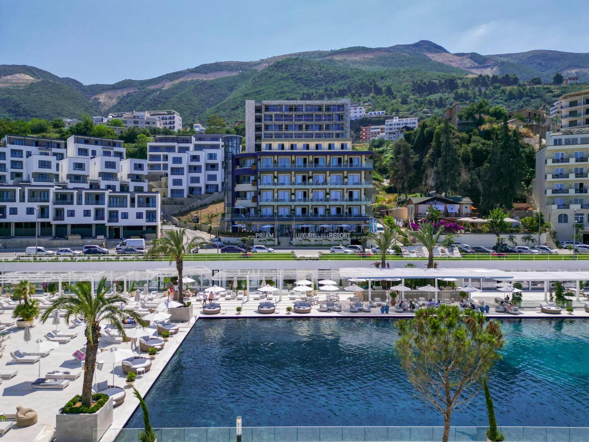 Hotel Vlora Priam, Affiliated By Melia Ngoại thất bức ảnh